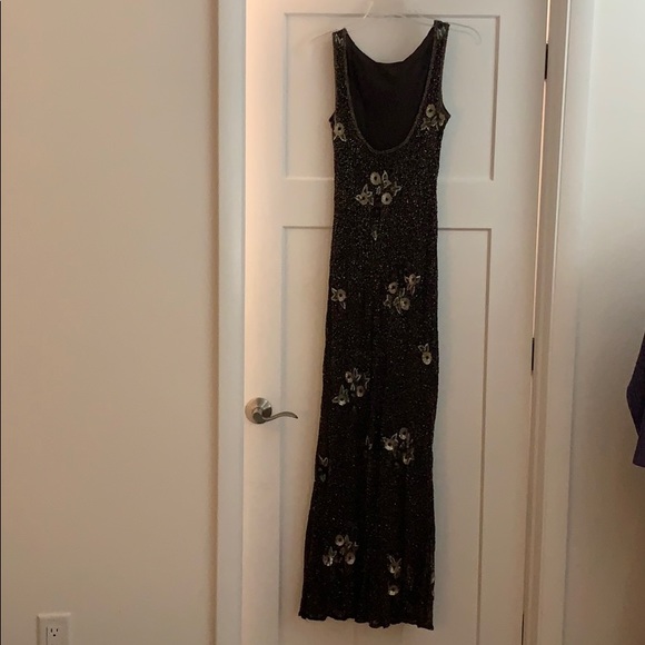 Black tie long beaded - Picture 6 of 6